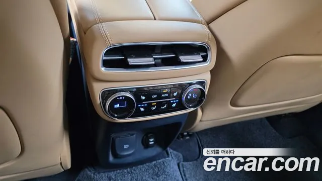 Genesis GV80 2.5T Бензин AWD — Фото автомобиля 18