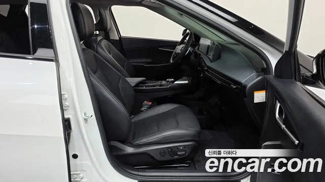Kia EV6 — Фото автомобиля 16