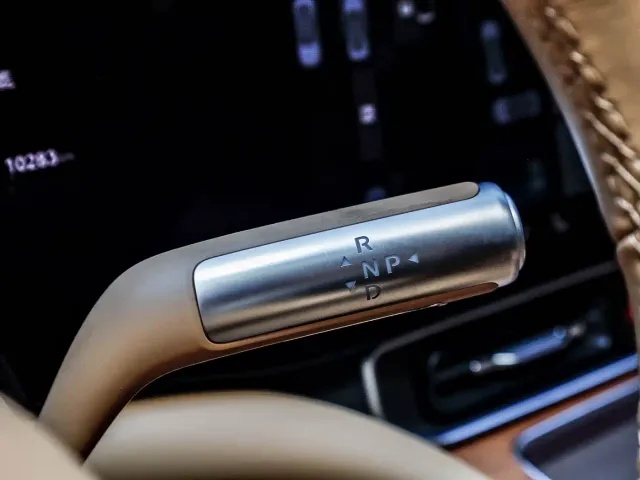 Aito M9 — Фото автомобиля 12