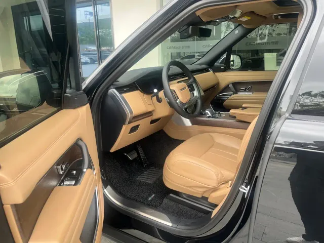 Land Rover Range Rover — Фото автомобиля 7