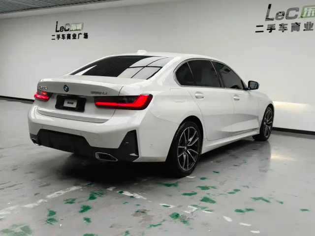 BMW 3 Series — Фото автомобиля 4