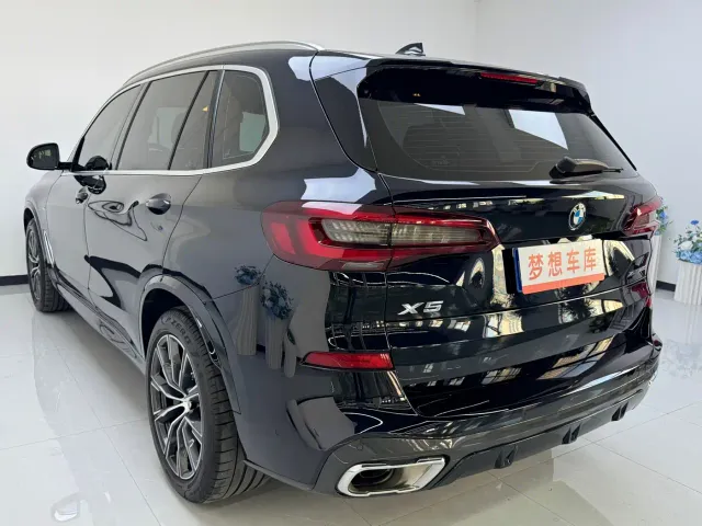 BMW X5 — Фото автомобиля 6