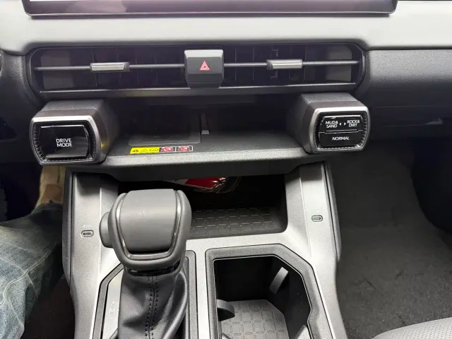Toyota RAV4 — Фото автомобиля 18