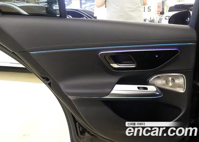 Mercedes-Benz E-Class E-класс W214 E300 4MATIC Exclusive — Фото автомобиля 20
