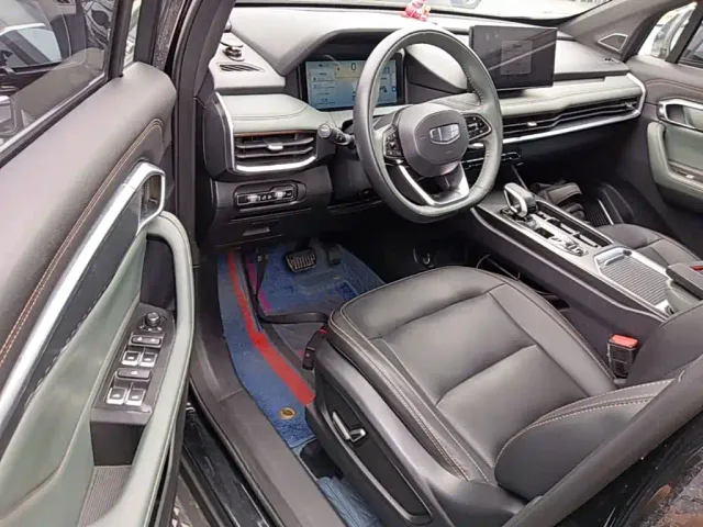 Geely Haoyue L — Фото автомобиля 15
