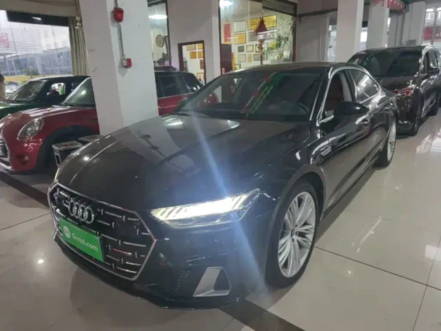 Фотография автомобиля — Audi A7L