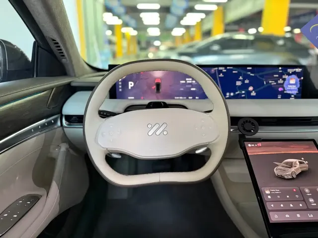 IM Motors L7 — Фото автомобиля 23