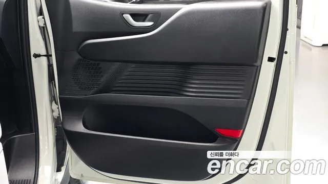 Hyundai Staria — Фото автомобиля 14