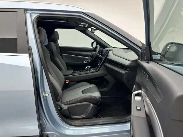 Geely Boyue — Фото автомобиля 24