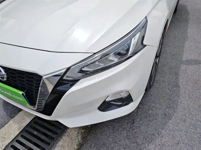Nissan Teana — Фото автомобиля 23