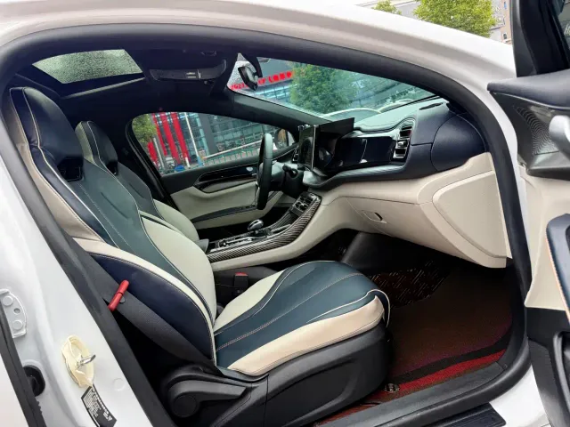 BYD Qin PLUS — Фото автомобиля 10