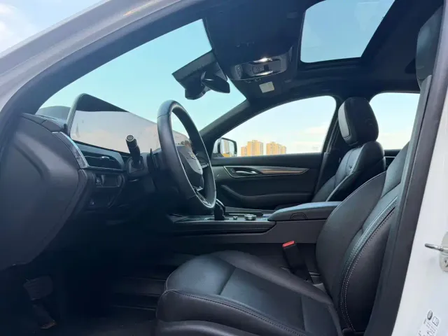 Cadillac CT5 — Фото автомобиля 4