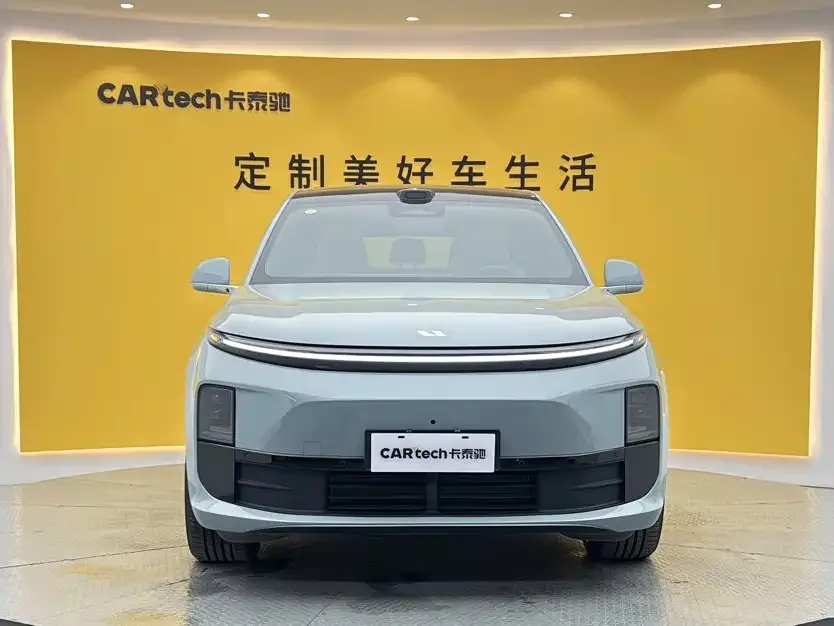 Li Auto Li Auto L6 2025 Max Smart Renewal Edition — Фото автомобиля 3