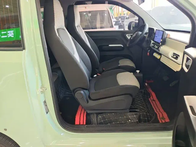 Wuling Hongguang Mini EV — Фото автомобиля 24