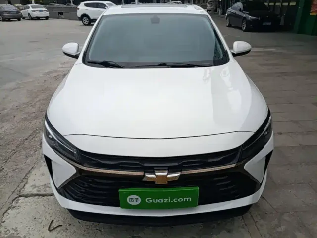 Chevrolet Monza — Фото автомобиля 2