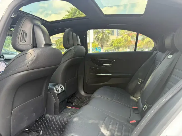 Mercedes-Benz C-Class — Фото автомобиля 7