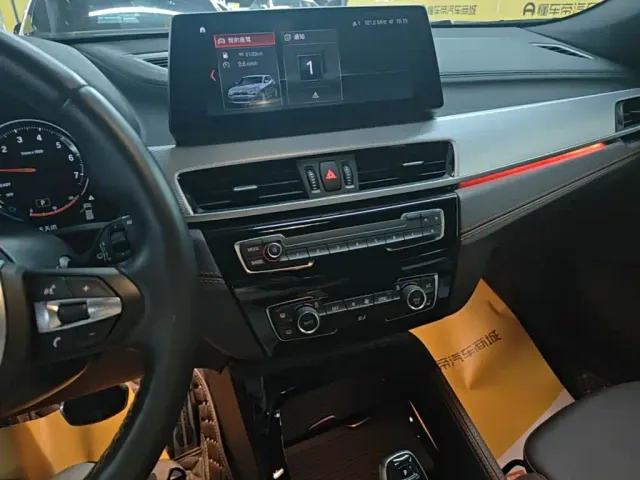 BMW X2 — Фото автомобиля 12
