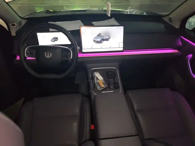Leapmotor C10 — Фото автомобиля 9