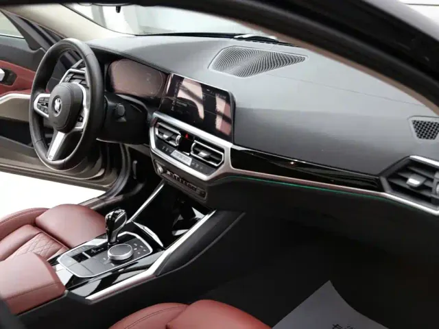 BMW 3 Series — Фото автомобиля 21