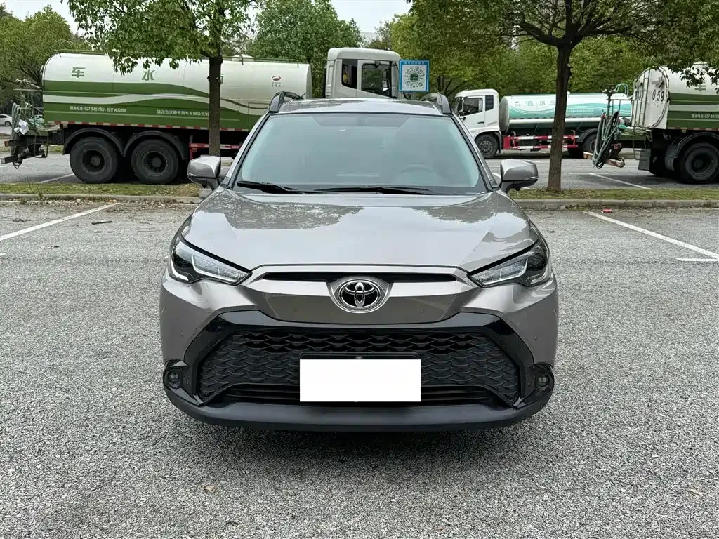 Toyota Frontlander 2024 2.0L CVT Elite Plus Edition — Фото автомобиля 11