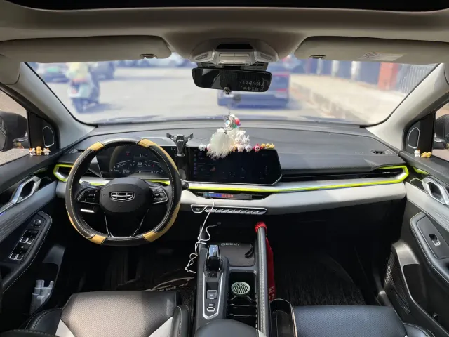 Geely Binyue — Фото автомобиля 6