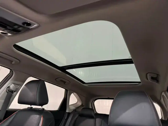 Kia Seltos — Фото автомобиля 18