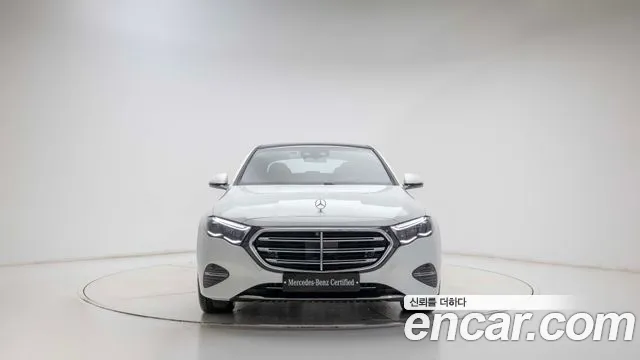 Mercedes-Benz E-Class E-класс W214 E300 4MATIC Exclusive — Фото автомобиля 3