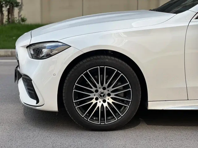 Mercedes-Benz C-Class — Фото автомобиля 17