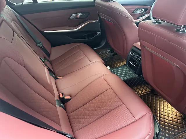 BMW 3 Series — Фото автомобиля 13