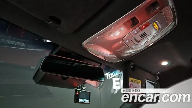 Genesis GV70 2.5T Бензин AWD — Фото автомобиля 18