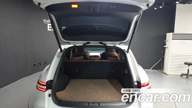 Genesis GV70 — Фото автомобиля 26