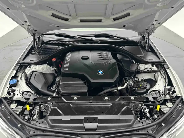BMW 3 Series — Фото автомобиля 20