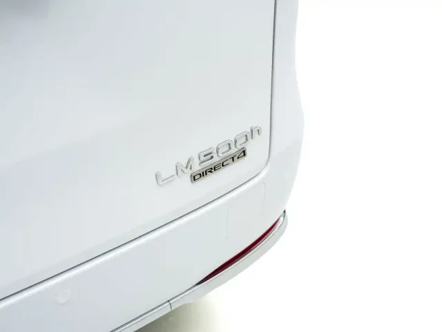 Lexus Lexus LM 2025 Model 500h Six-Seater Prestige Edition — Фото автомобиля 6
