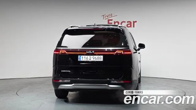 Kia Canival Carnival 4 поколение Бензин 9 мест Signature — Фото автомобиля 4