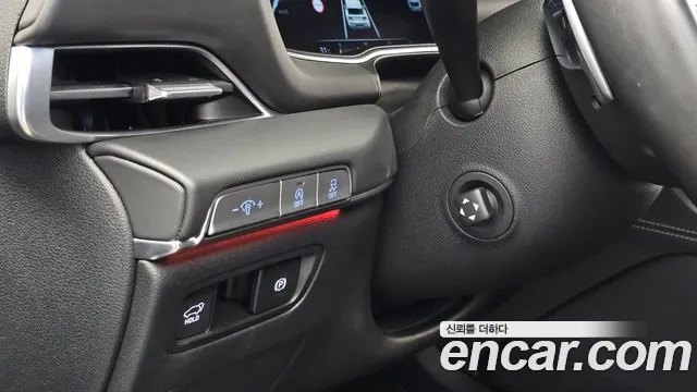 Genesis GV80 — Фото автомобиля 22