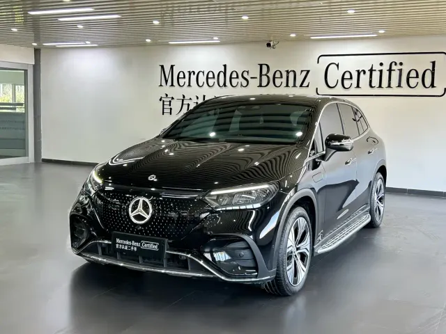 Mercedes-Benz EQE SUV — Фото автомобиля 6