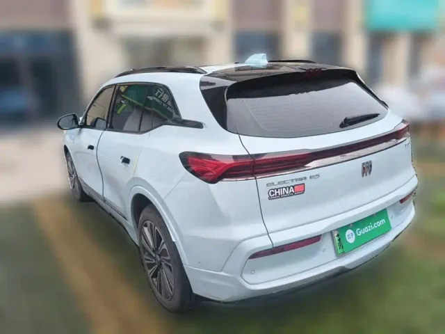 Buick E5 — Фото автомобиля 4