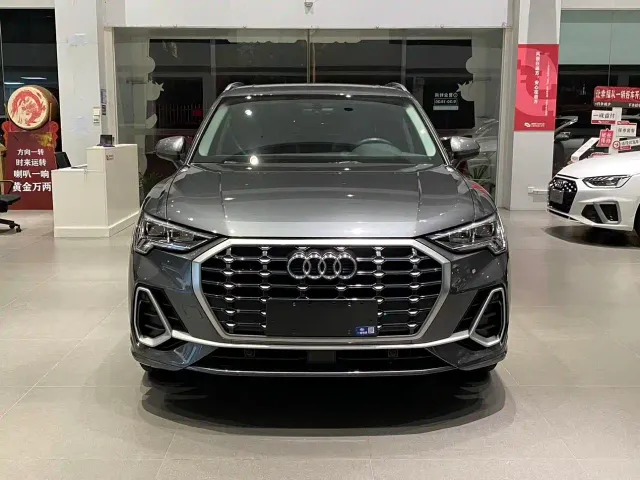 Audi Q3 — Фото автомобиля 2