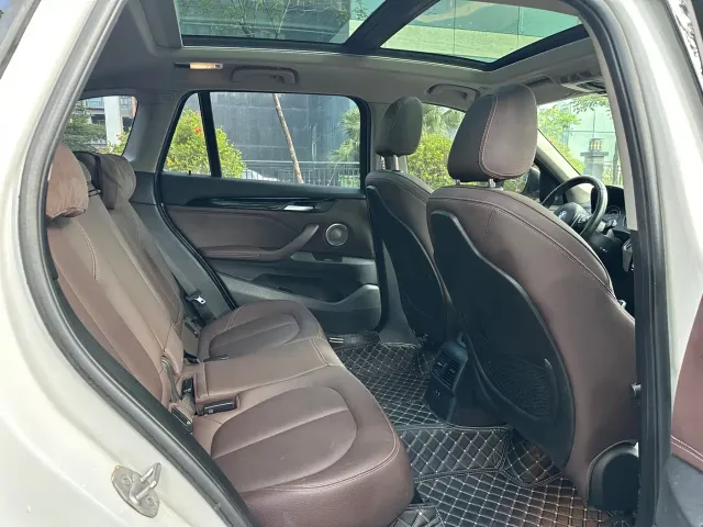 BMW X1 — Фото автомобиля 6