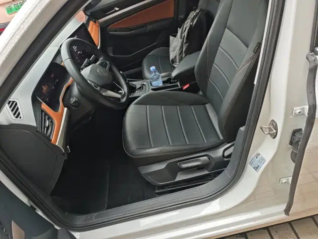 Volkswagen Bora 2025 200TSI DSG Joy Ride Navigation Edition — Фото автомобиля 14