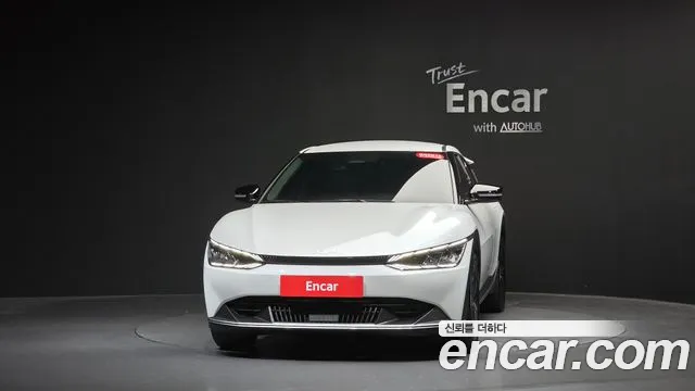 Kia EV6 — Фото автомобиля 2
