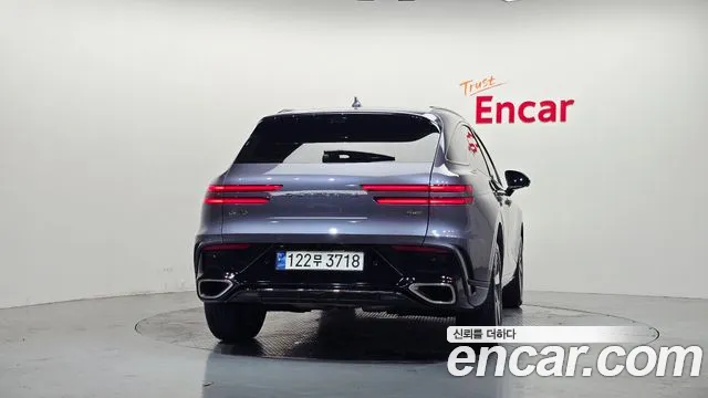 Genesis GV70 2.5T Бензин AWD — Фото автомобиля 4
