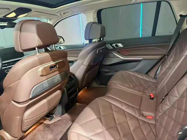 BMW X5 — Фото автомобиля 11