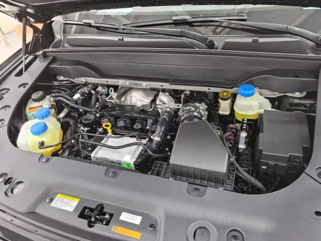 Dongfeng eπ 008 — Фото автомобиля 18