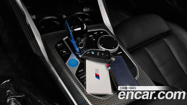 BMW i4 — Фото автомобиля 27