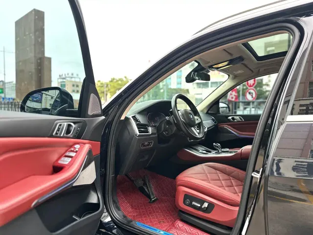 BMW X5 — Фото автомобиля 7
