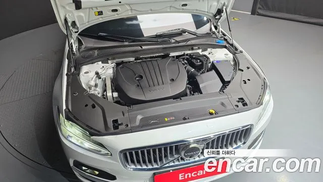 Вольво S90 — Фото автомобиля 6