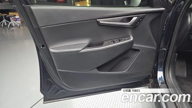 Kia EV6 — Фото автомобиля 13