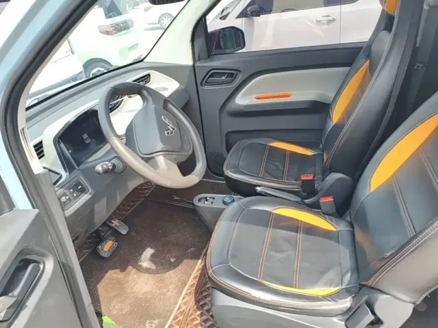 Wuling Hongguang Mini EV — Фото автомобиля 14