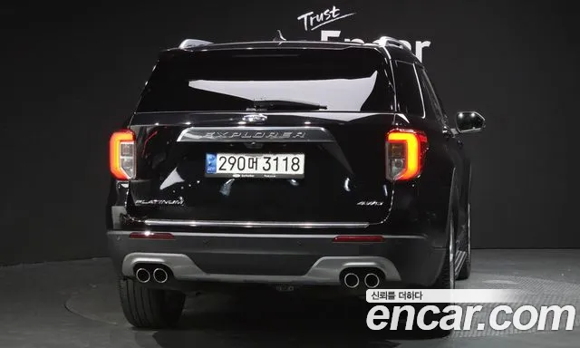Ford Explorer Explorer 6 поколение 3.0 Platinum 4WD — Фото автомобиля 4